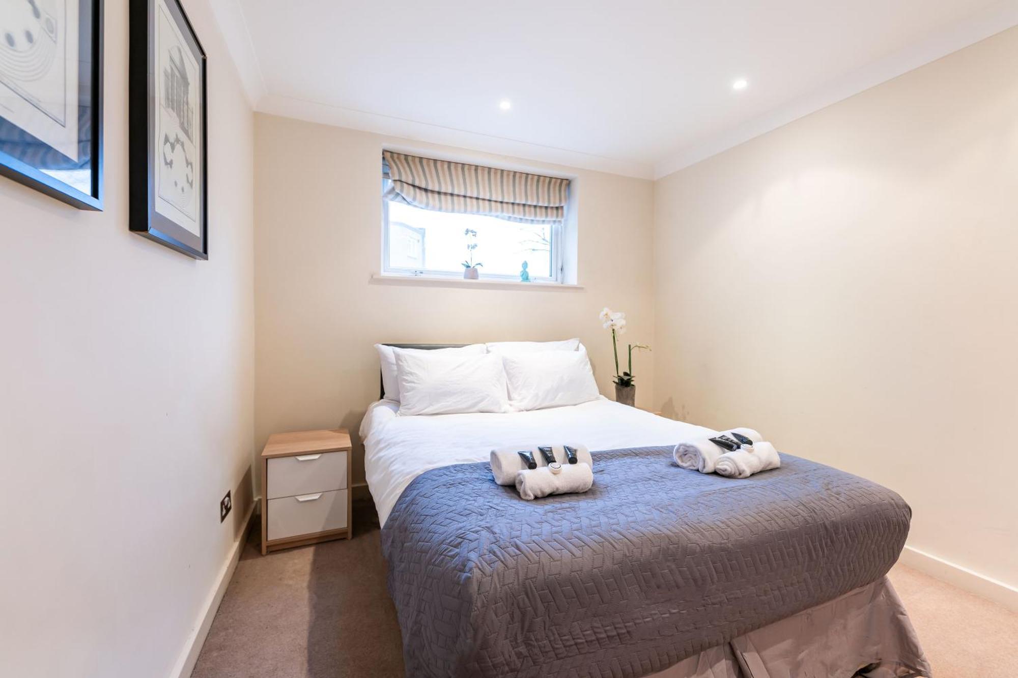 Luxury 6 Bedroom House In Southwick Street Londra Exterior foto