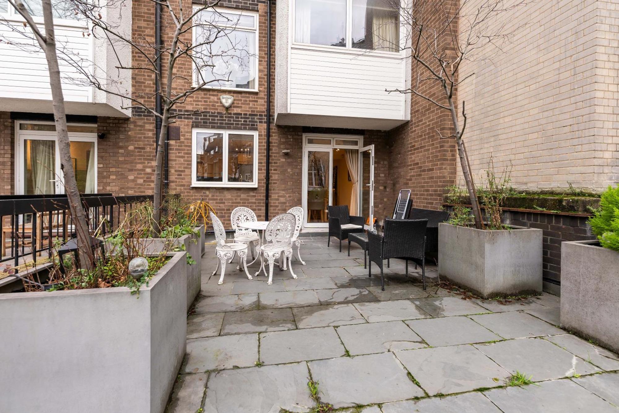 Luxury 6 Bedroom House In Southwick Street Londra Exterior foto