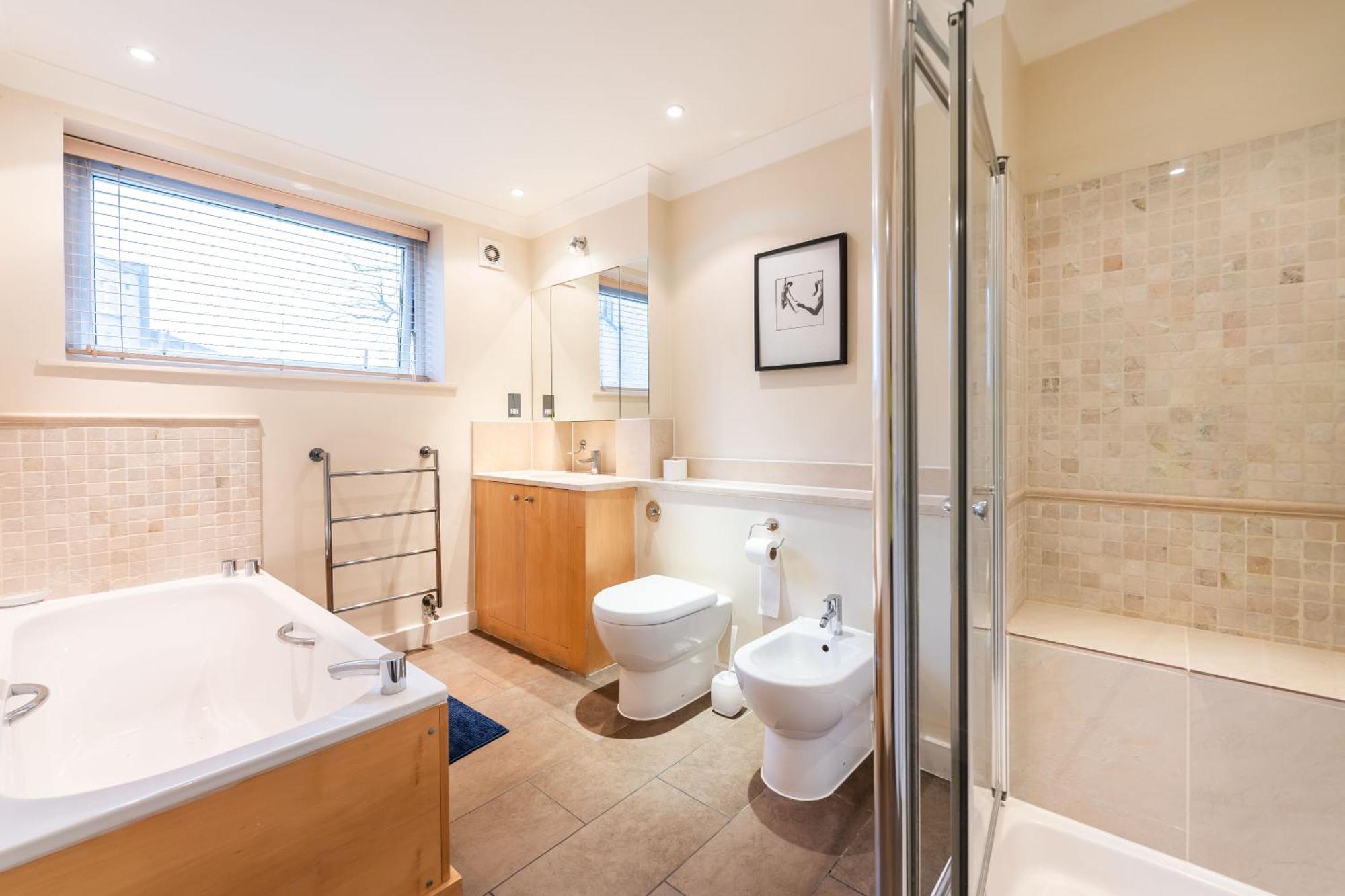 Luxury 6 Bedroom House In Southwick Street Londra Exterior foto
