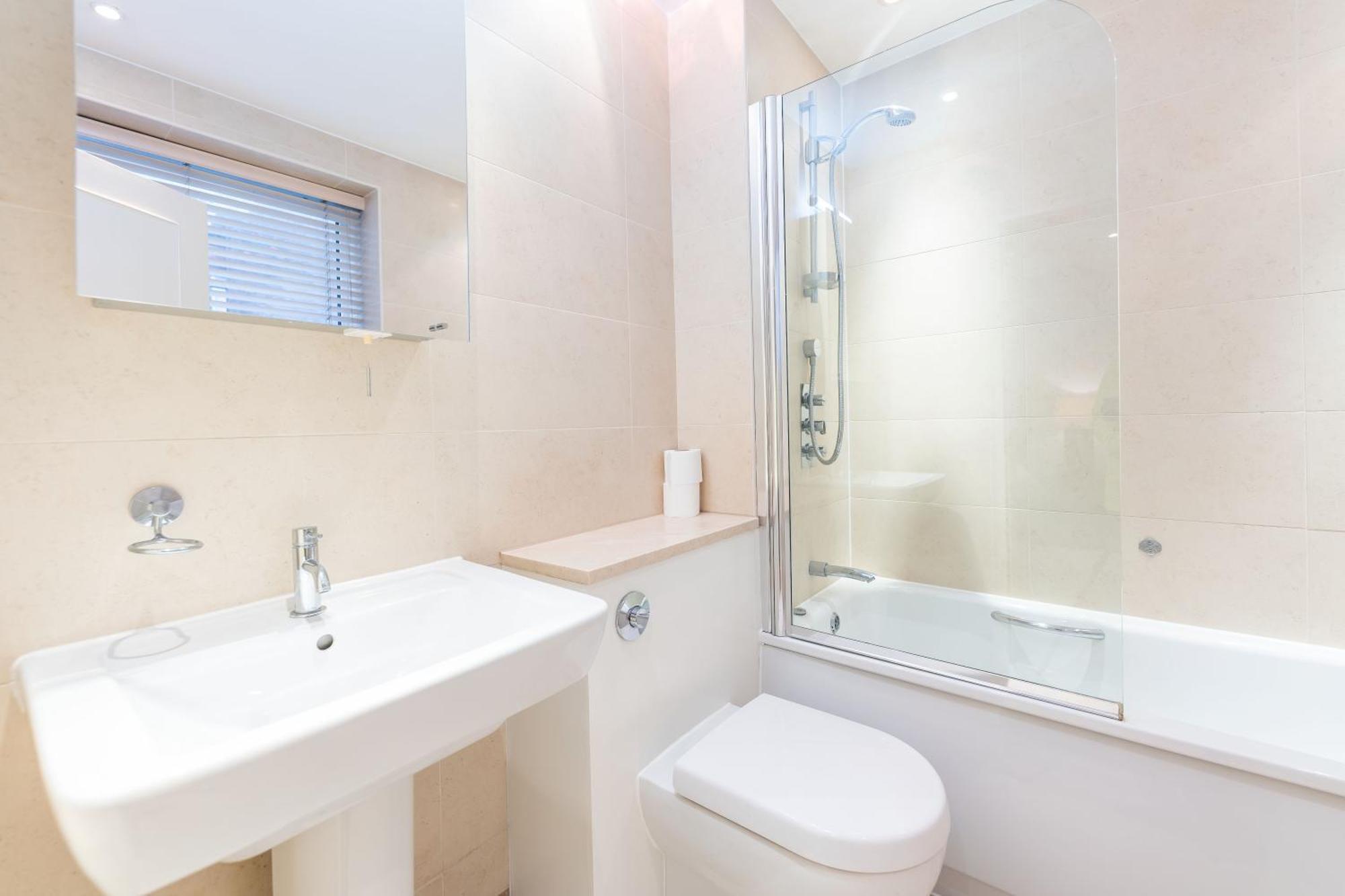 Luxury 6 Bedroom House In Southwick Street Londra Exterior foto